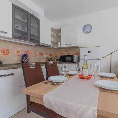 Lelle Relax Lelle W Ac & Terrace By Nw Balatonlelle