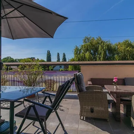 Lejlighed Lelle Relax Lelle W Ac & Terrace By Nw Balatonlelle