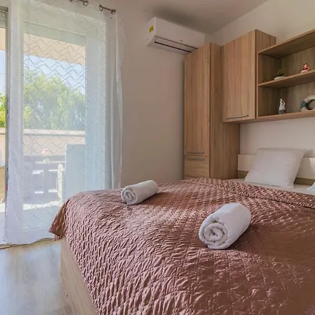 公寓 Lelle Relax Lelle W Ac & Terrace By Nw